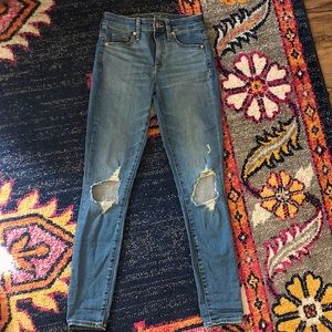 Universal Thread Jeans